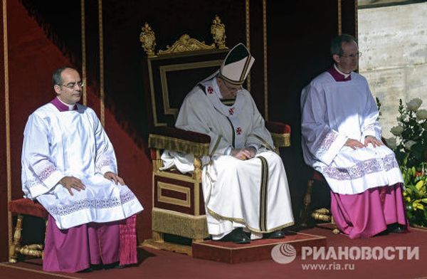 Церемония интронизации Папы Римского Франциска