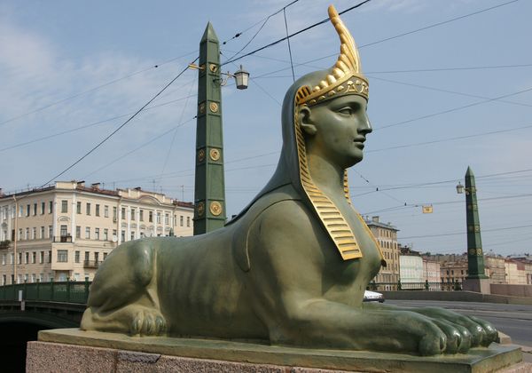 Сфинкс на Египетском мосту в Санкт-Петербурге