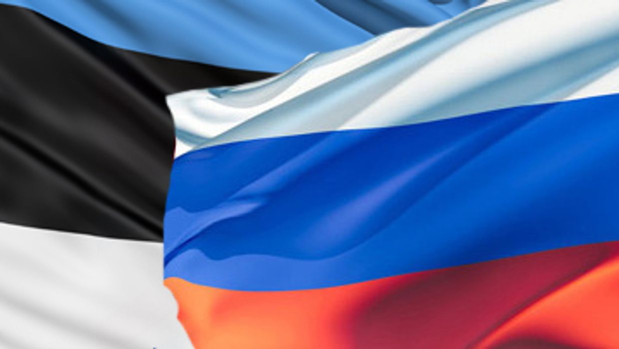 Флаги Эстонии и России Флаги Эстонии и России