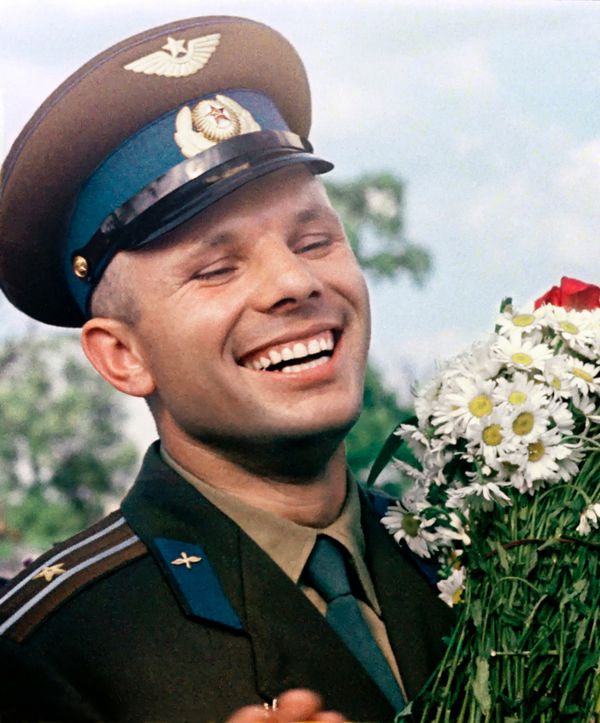Летчик-космонавт Ю.Гагарин