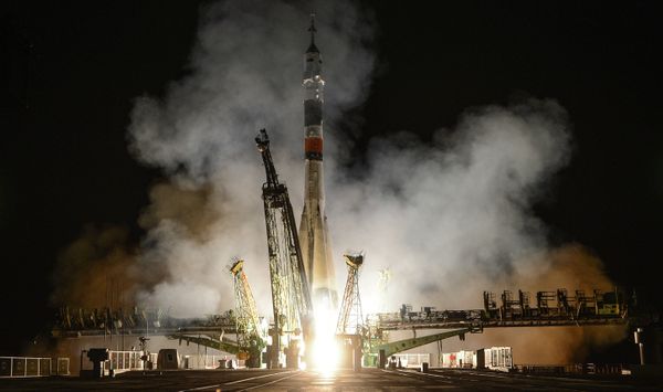 Старт РН Союз-ФГ с пилотируемым кораблем Союз ТМА-09М