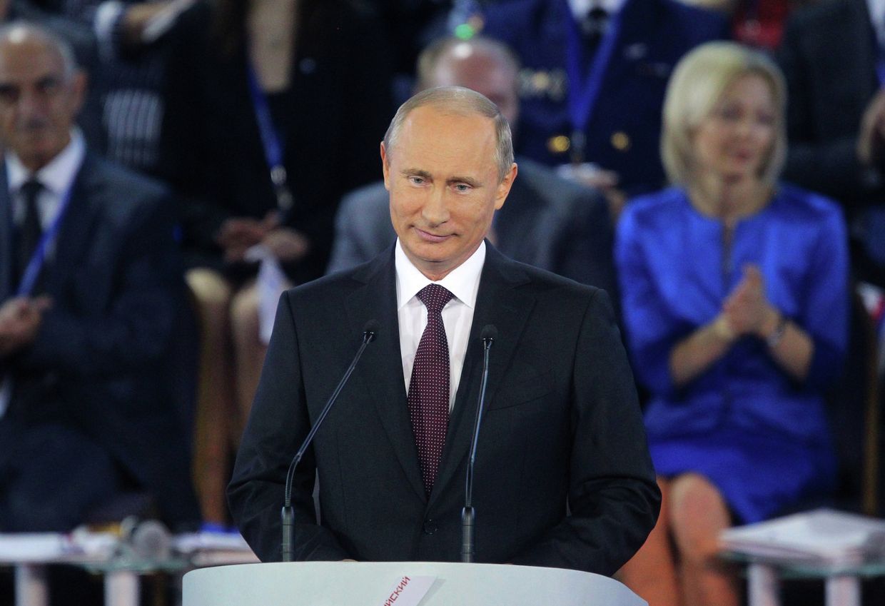 В.Путин принял участие в работе учредительного съезда ОНФ