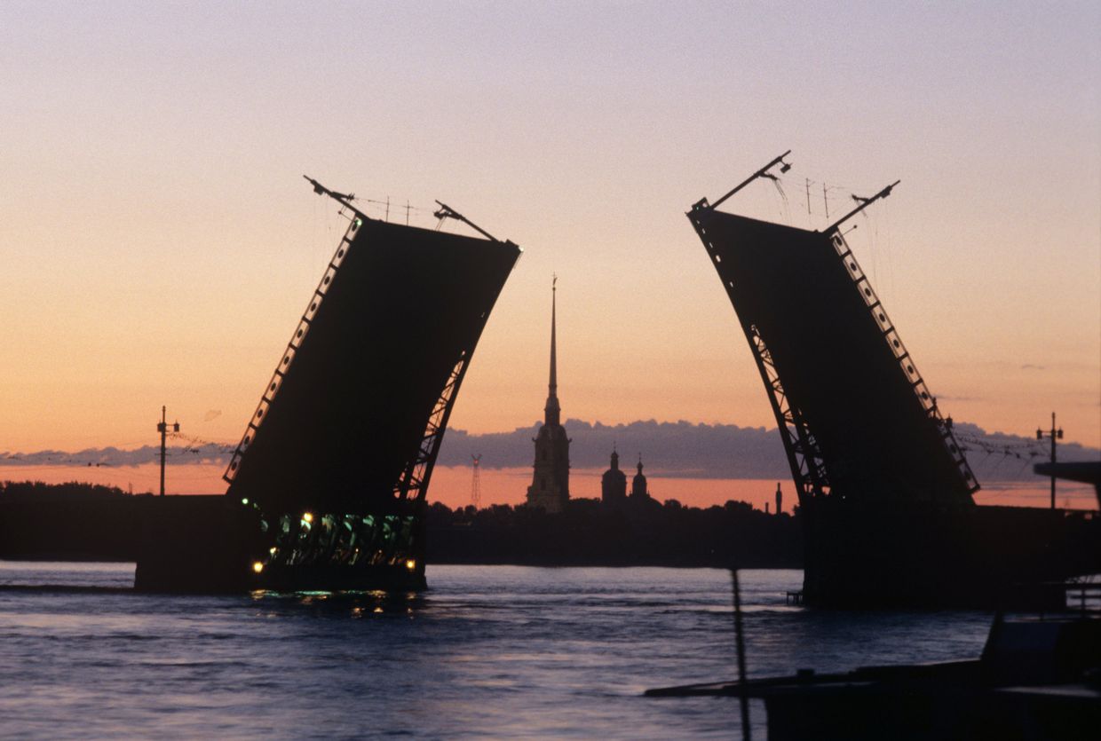 Белые ночи в Санкт-Петербурге Белые ночи в Санкт-Петербурге