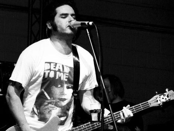 Фэт Майк, фронтмен NOFX Фэт Майк, фронтмен NOFX