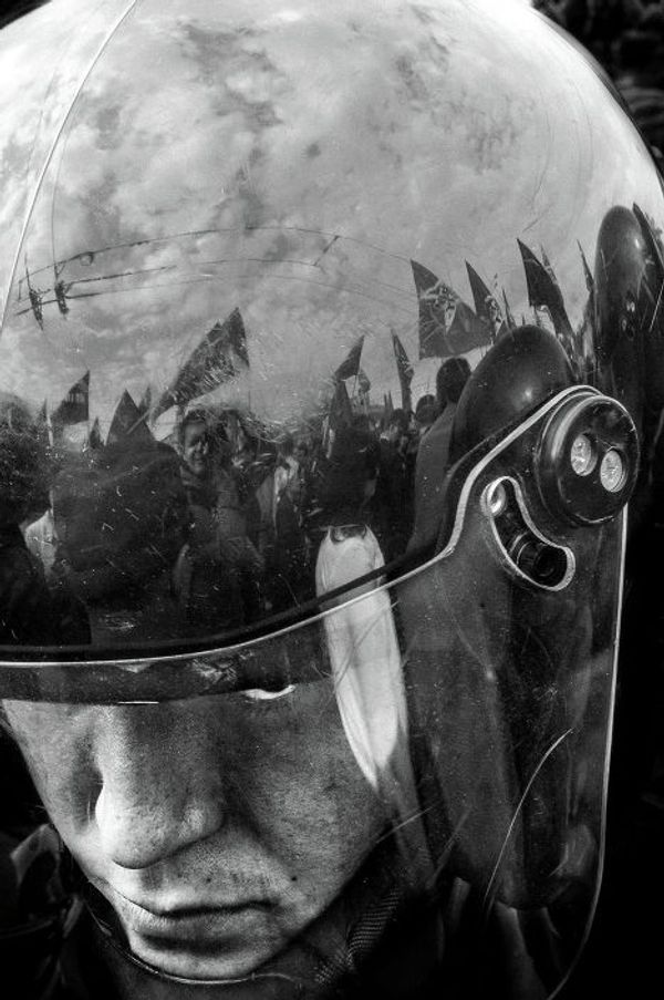 Гребенщиков Михаил «В зазеркалье»