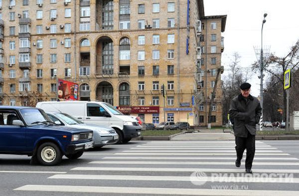 Пешеходный переход через Ленинский проспект Пешеходный переход через Ленинский проспект