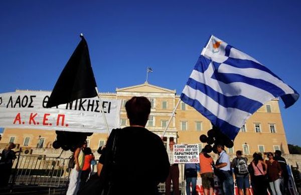 Акция протеста возле здания парламента в Афинах