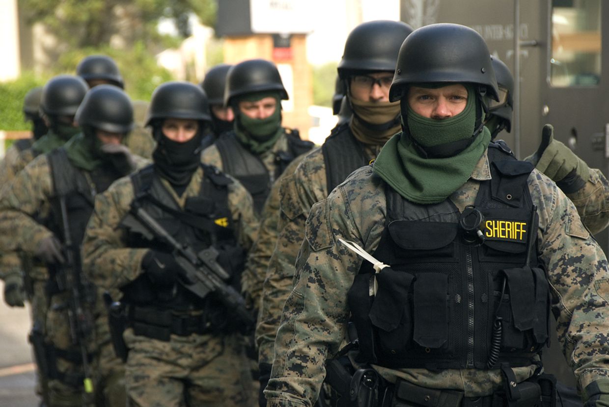 Полицейский спецназ SWAT Полицейский спецназ SWAT