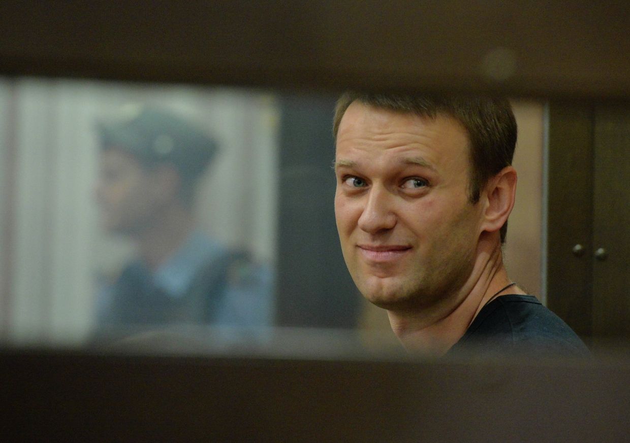 Суд Навального и Офицерова об освобождении из-под стражи
