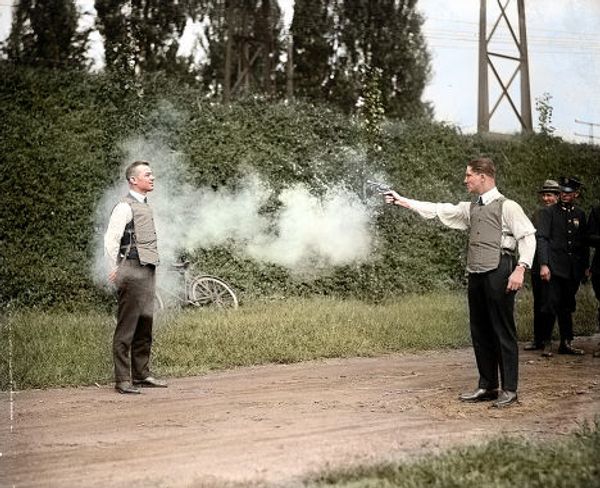 Тестирование бронежилета, Вашингтон,  13 сентября 1923 год
