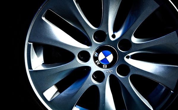Колесо автомобиля BMW
