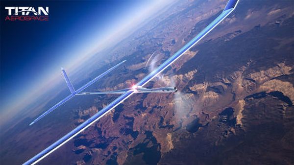 Самолет на солнечной батарее Titan Aerospace