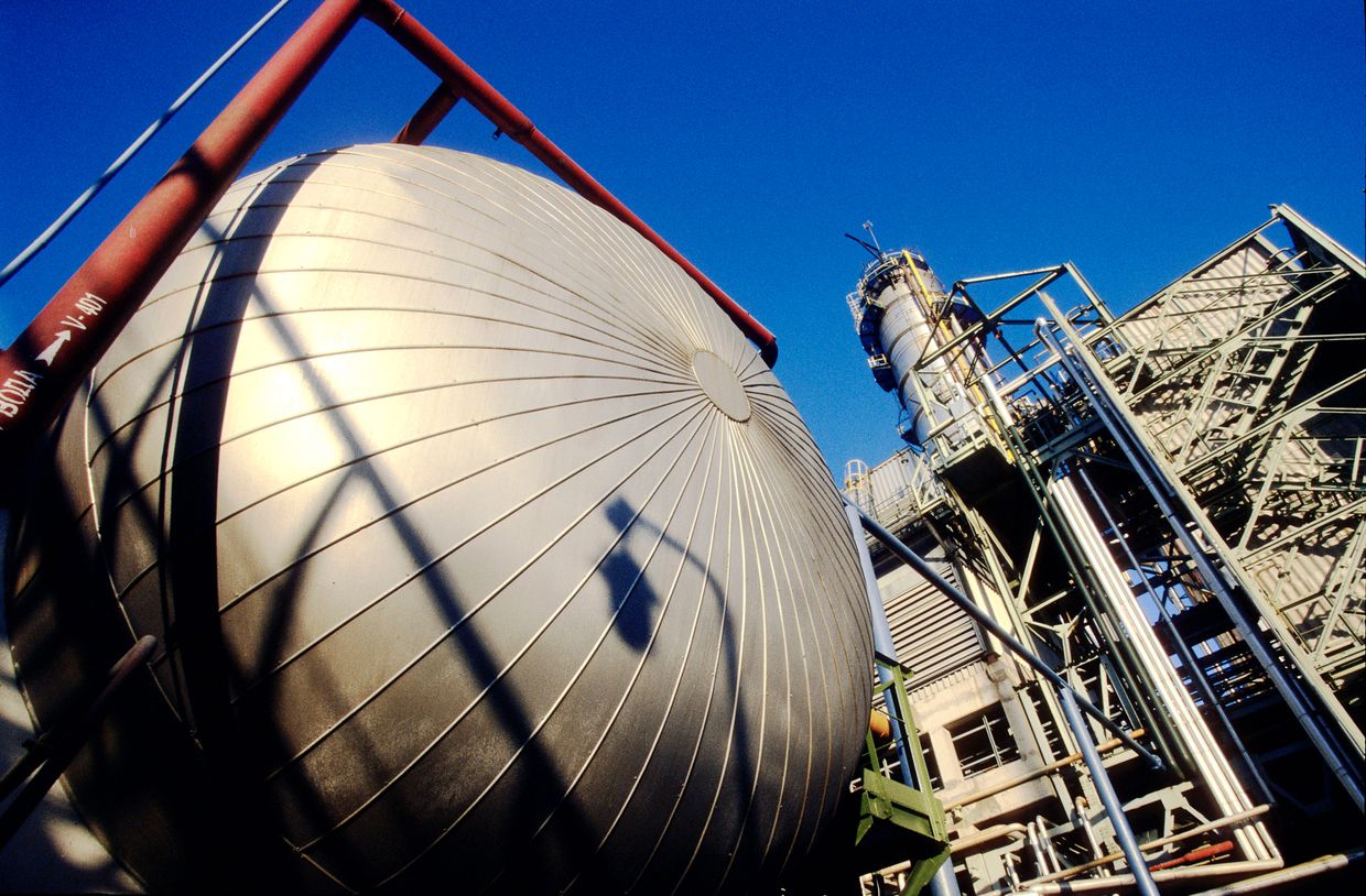 Нефтеперегонный завод ОАО «Сургутнефтегаз»