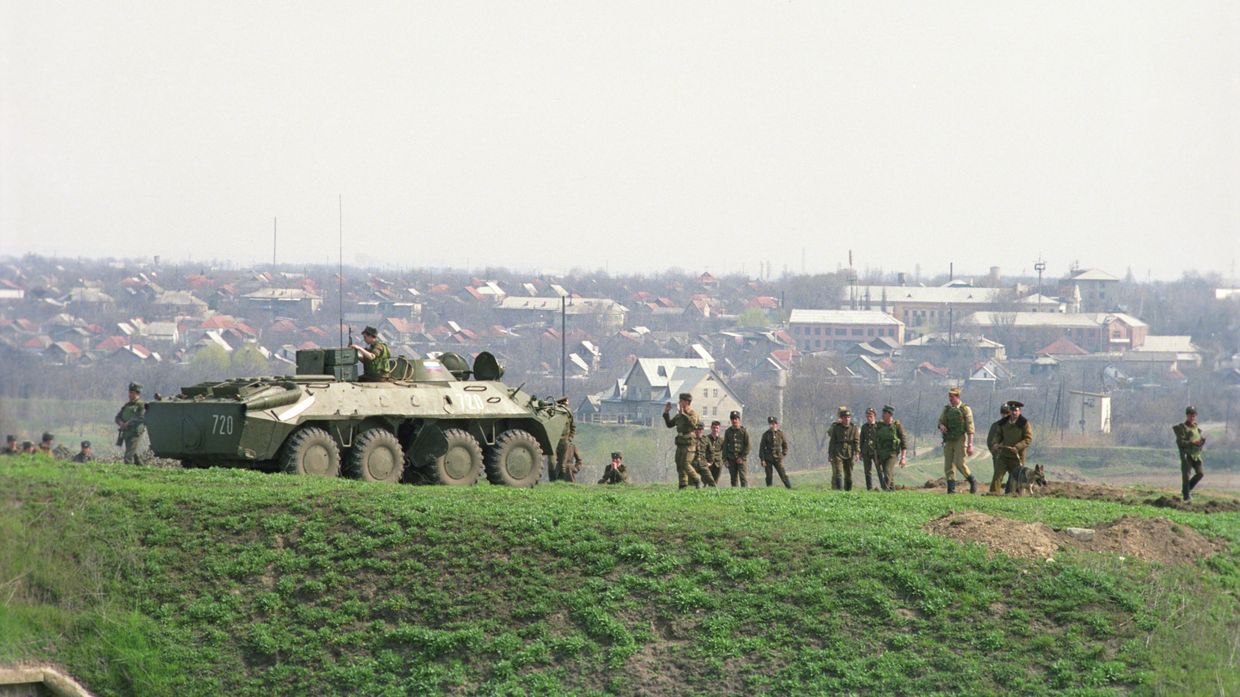 Один из постов на въезде в город Бендеры. Архив