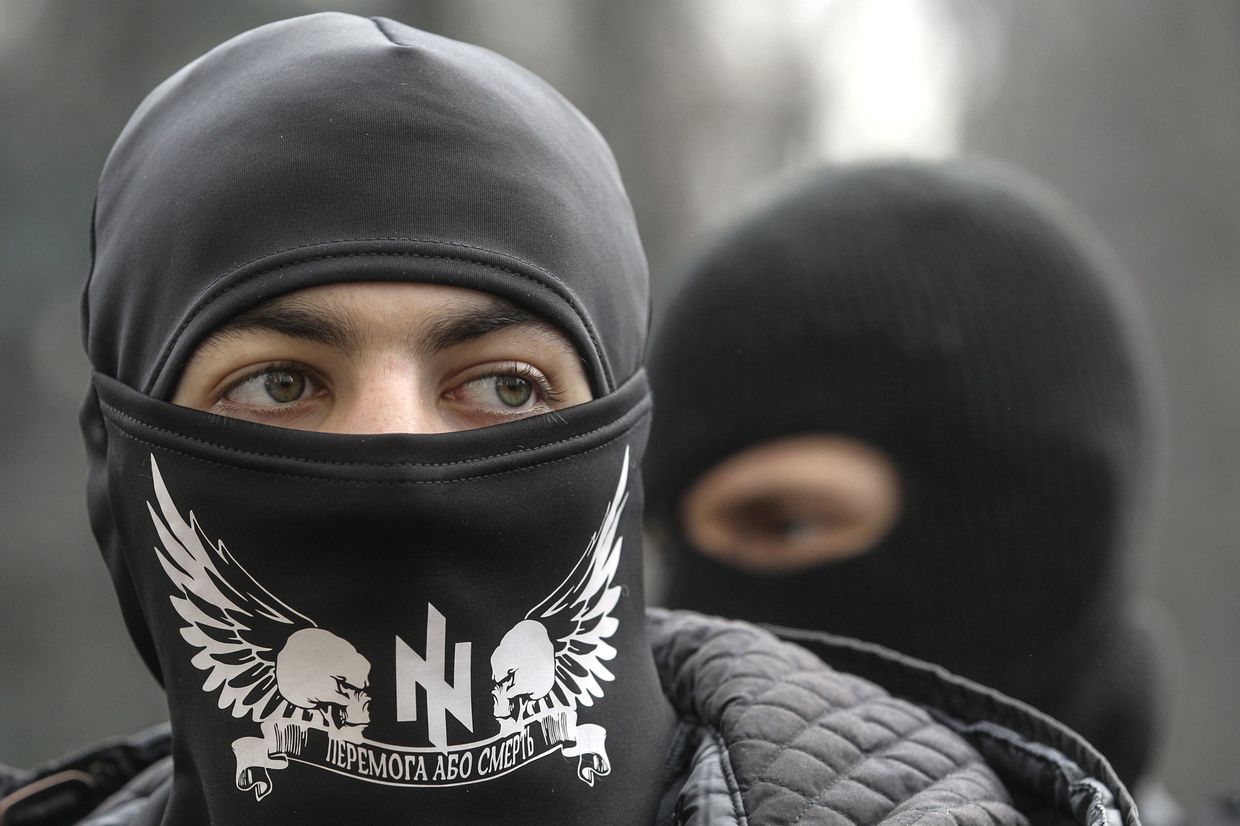 Активисты из организации «Правый сектор»