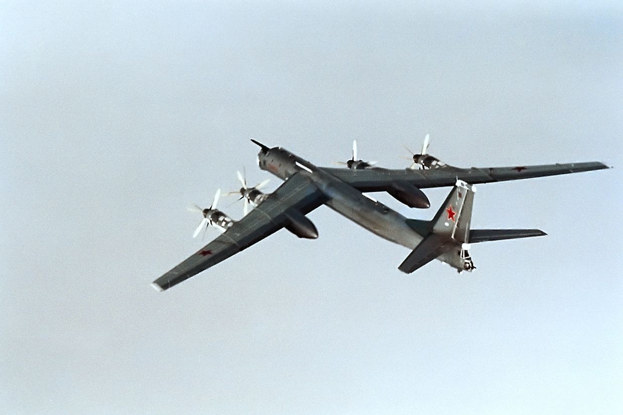 Бомбардировщик Ту-95