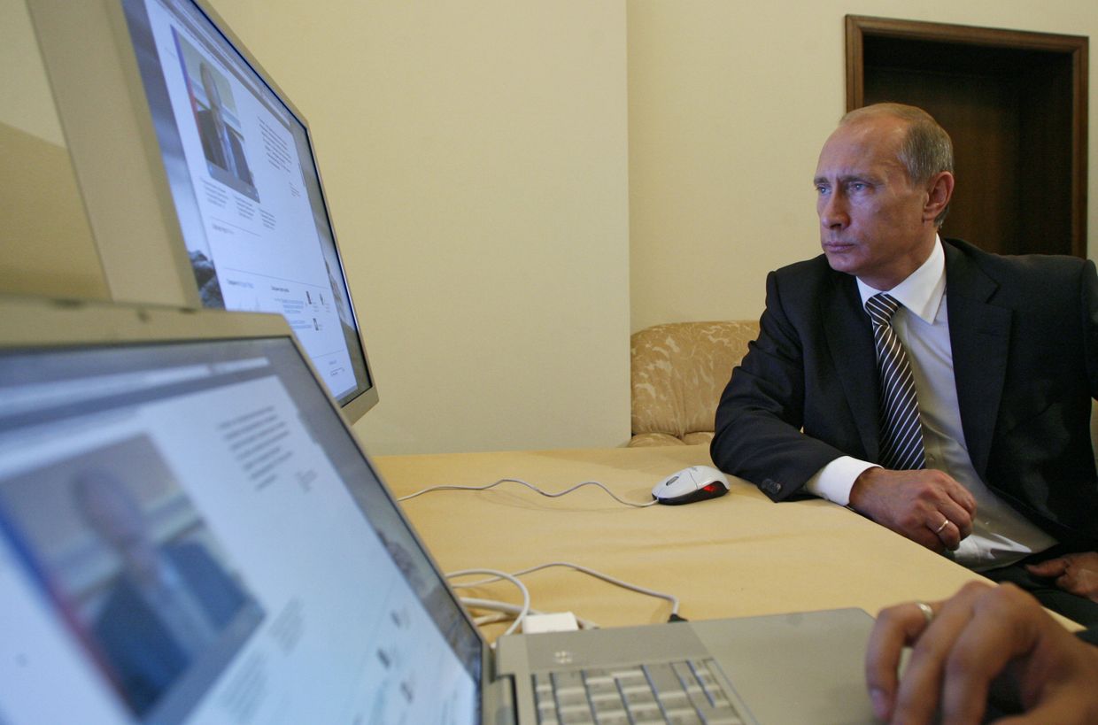 Владимир Путин ознакомился с работой нового официального сайта председателя правительства РФ