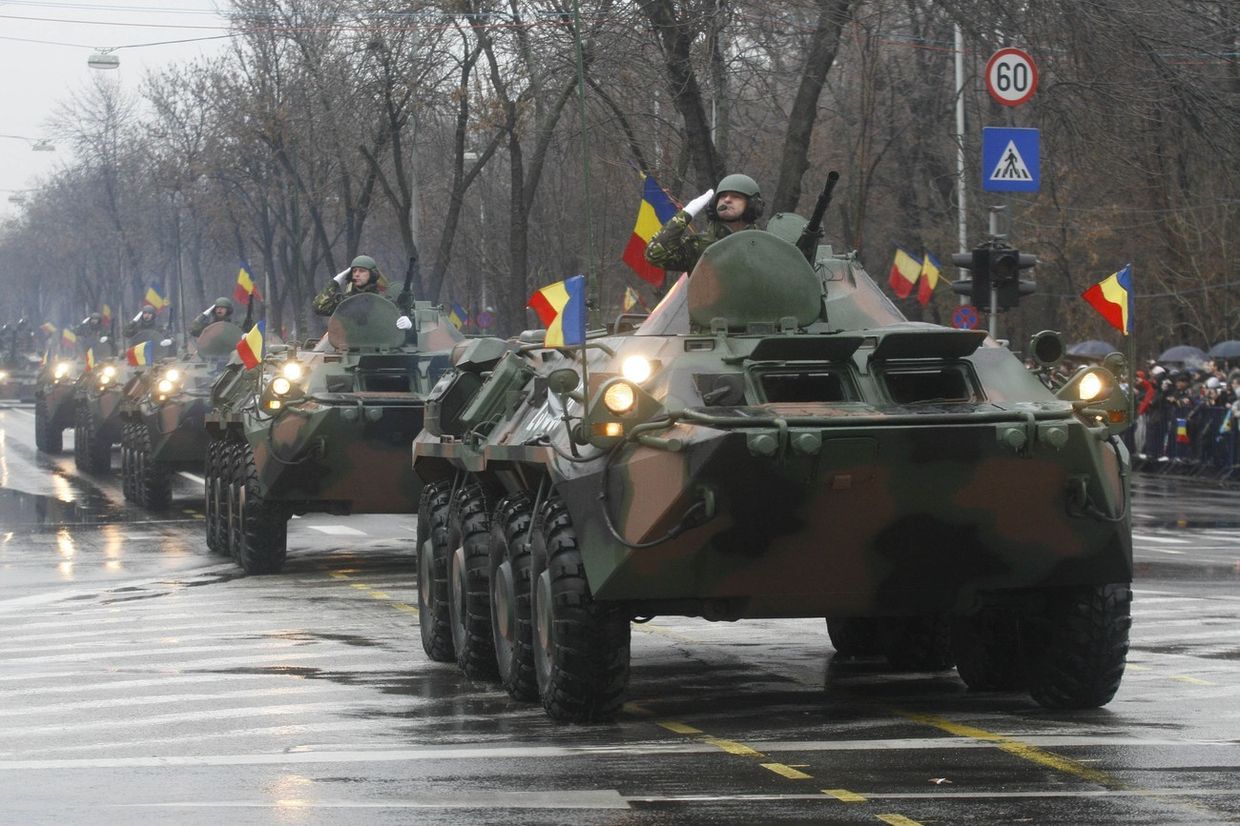 Военный парад в Бухаресте