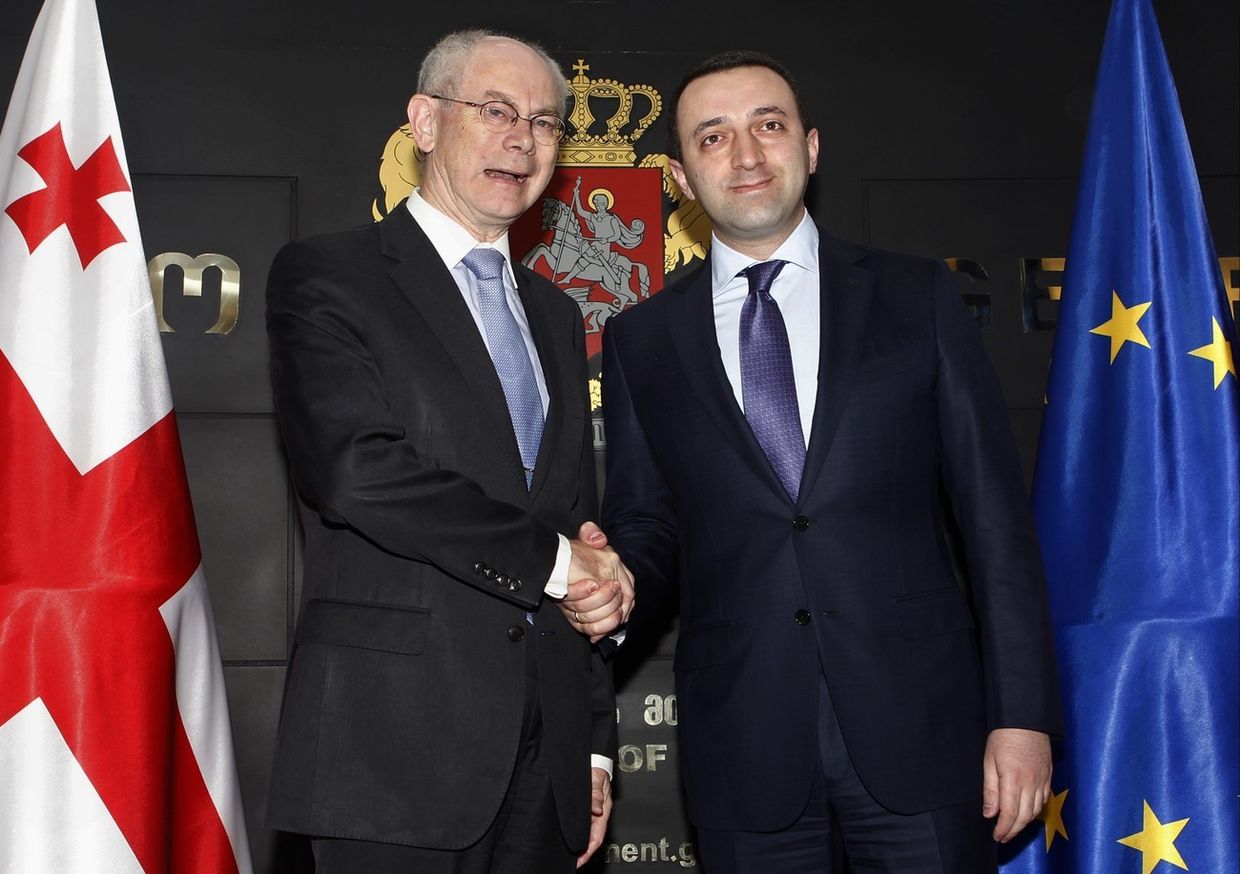 Председатель Европейского совета Херман Ван Ромпей и премьер-министр Грузии Ираклий Гарибашвили во время встречи в Тбилиси Председатель Европейского совета Херман Ван Ромпей и премьер-министр Грузии Ираклий Гарибашвили во время встречи в Тбилиси