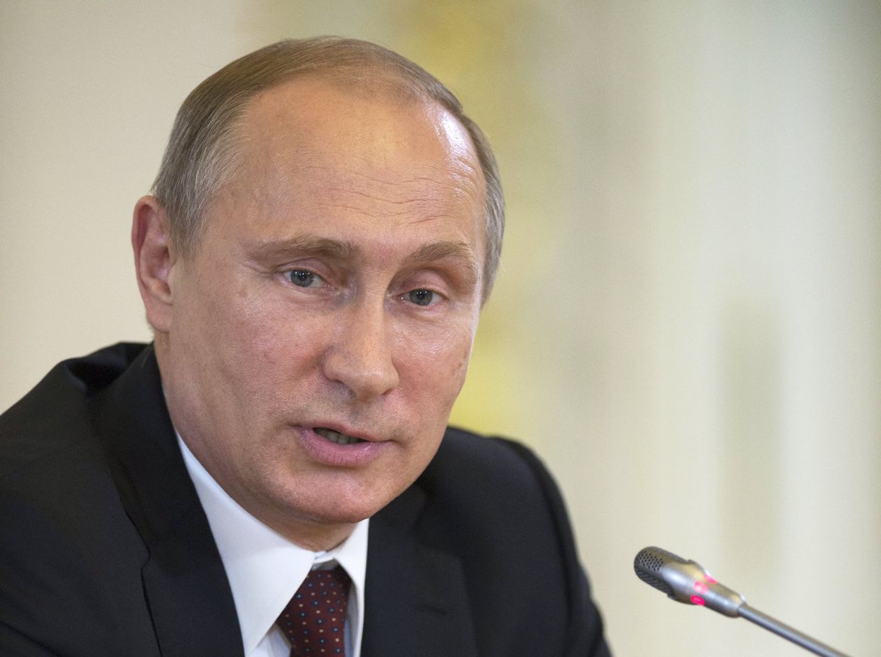 Владимир Путин принимает участие в работе ПМЭФ