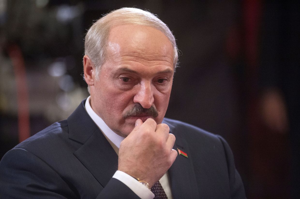 Президент Белоруссии Александр Лукашенко на неформальной встрече глав стран-участников ОДКБ в Кремле Президент Белоруссии Александр Лукашенко на неформальной встрече глав стран-участников ОДКБ в Кремле