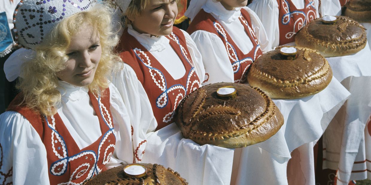 Встреча хлебом-солью