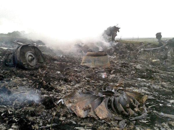 На месте крушения Boeing 777 компании Malaysia Airlines