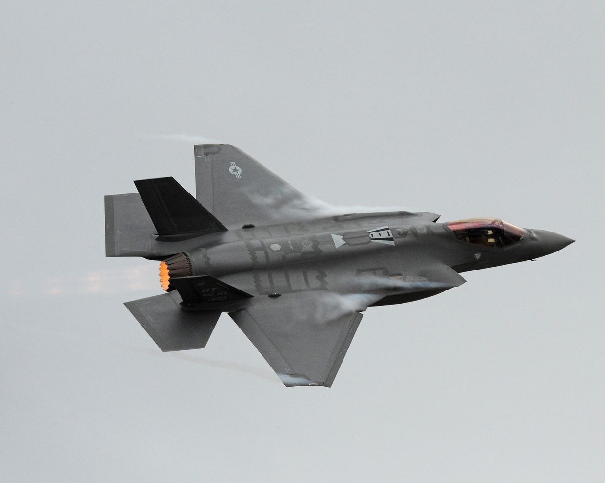 Американский истребитель F-35A