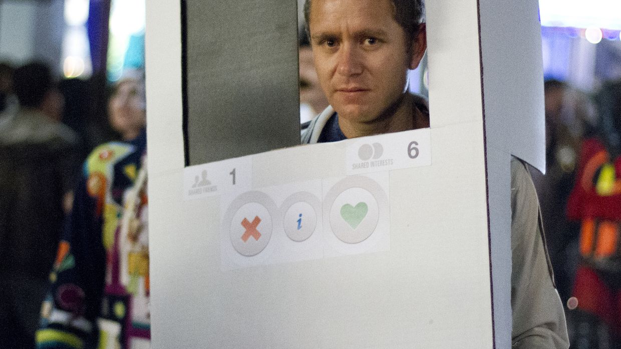 Костюм приложения Tinder