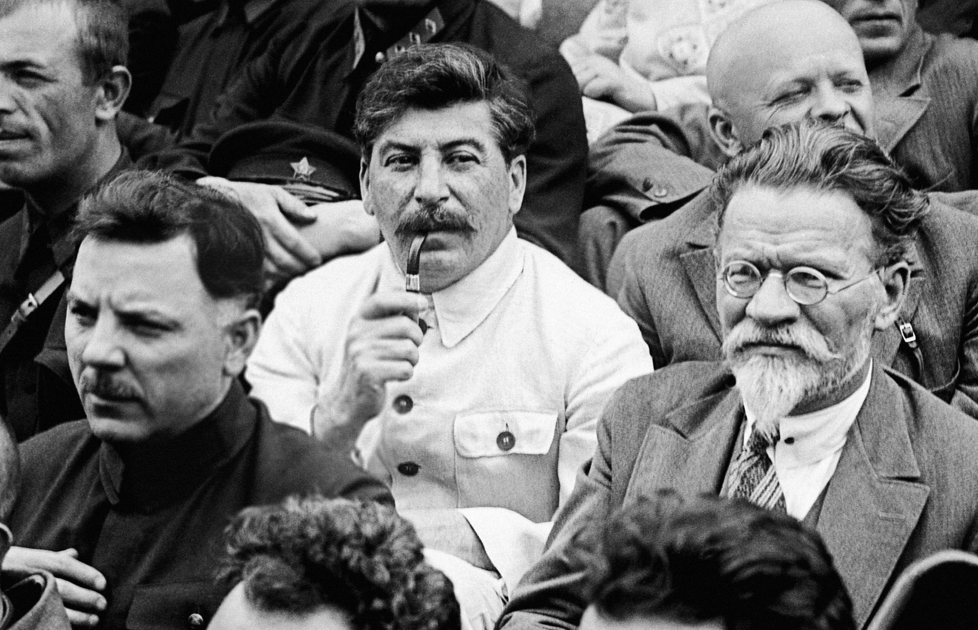 И.В.Сталин, М.И.Калинин, К.Е.Ворошилов на I-м съезде колхозников - ИноСМИ, 1920, 10.09.2025