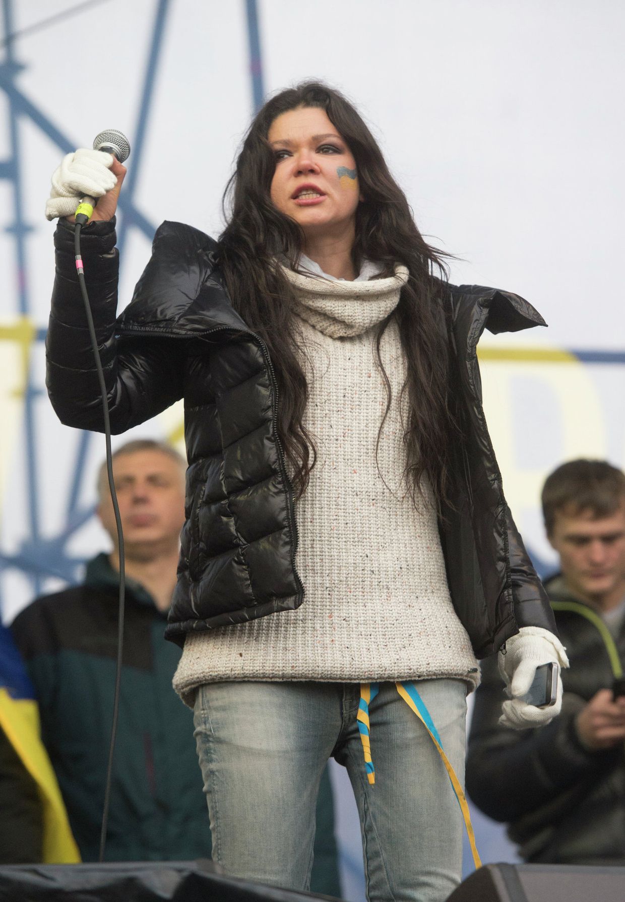 Певица Руслана на митинге сторонников евроинтеграции Украины 
