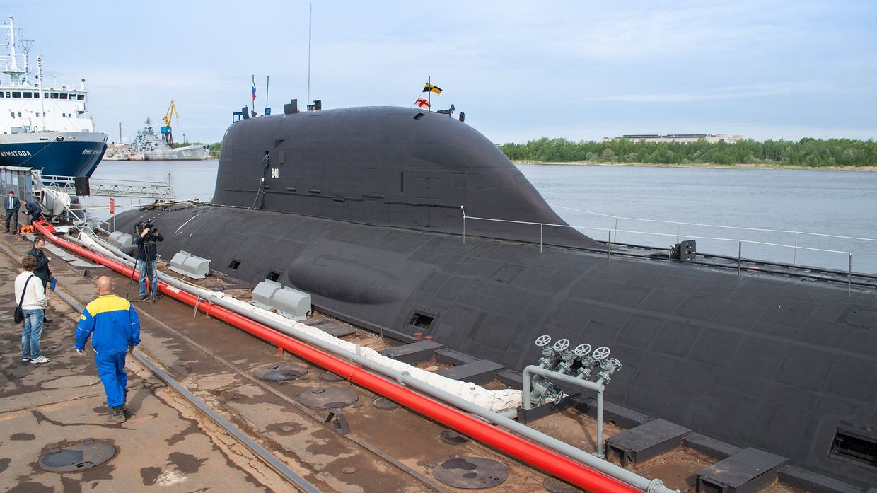 Первая многоцелевая атомная подлодка проекта Ясень принята в состав ВМФ России