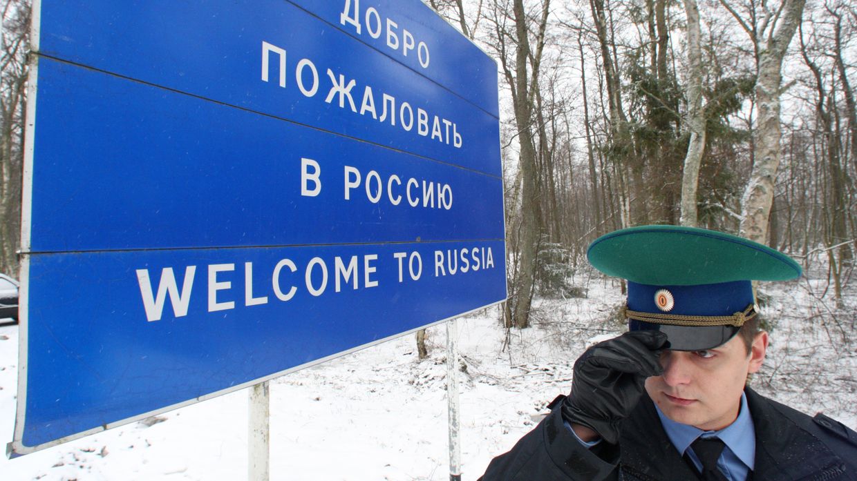 Работа пограничной заставы на российско-литовской границе в поселке Рыбачий Калининградской области Работа пограничной заставы на российско-литовской границе в поселке Рыбачий Калининградской области