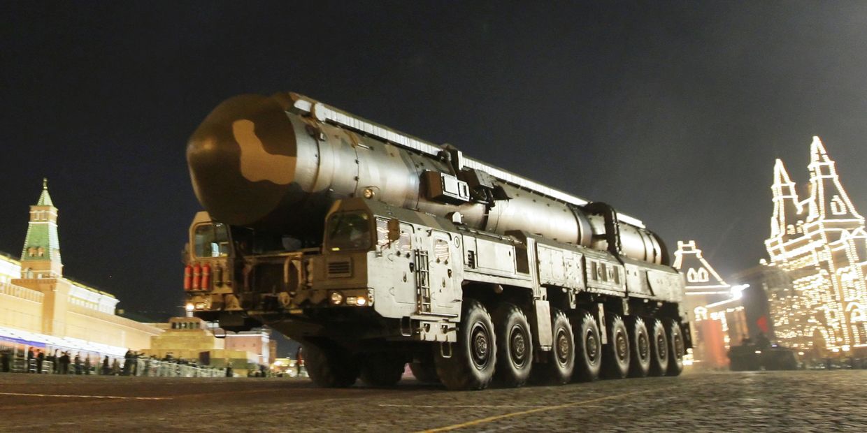 Транспортно-пусковая установка межконтинентальных баллистических ракет «Тополь-М» Транспортно-пусковая установка межконтинентальных баллистических ракет «Тополь-М»