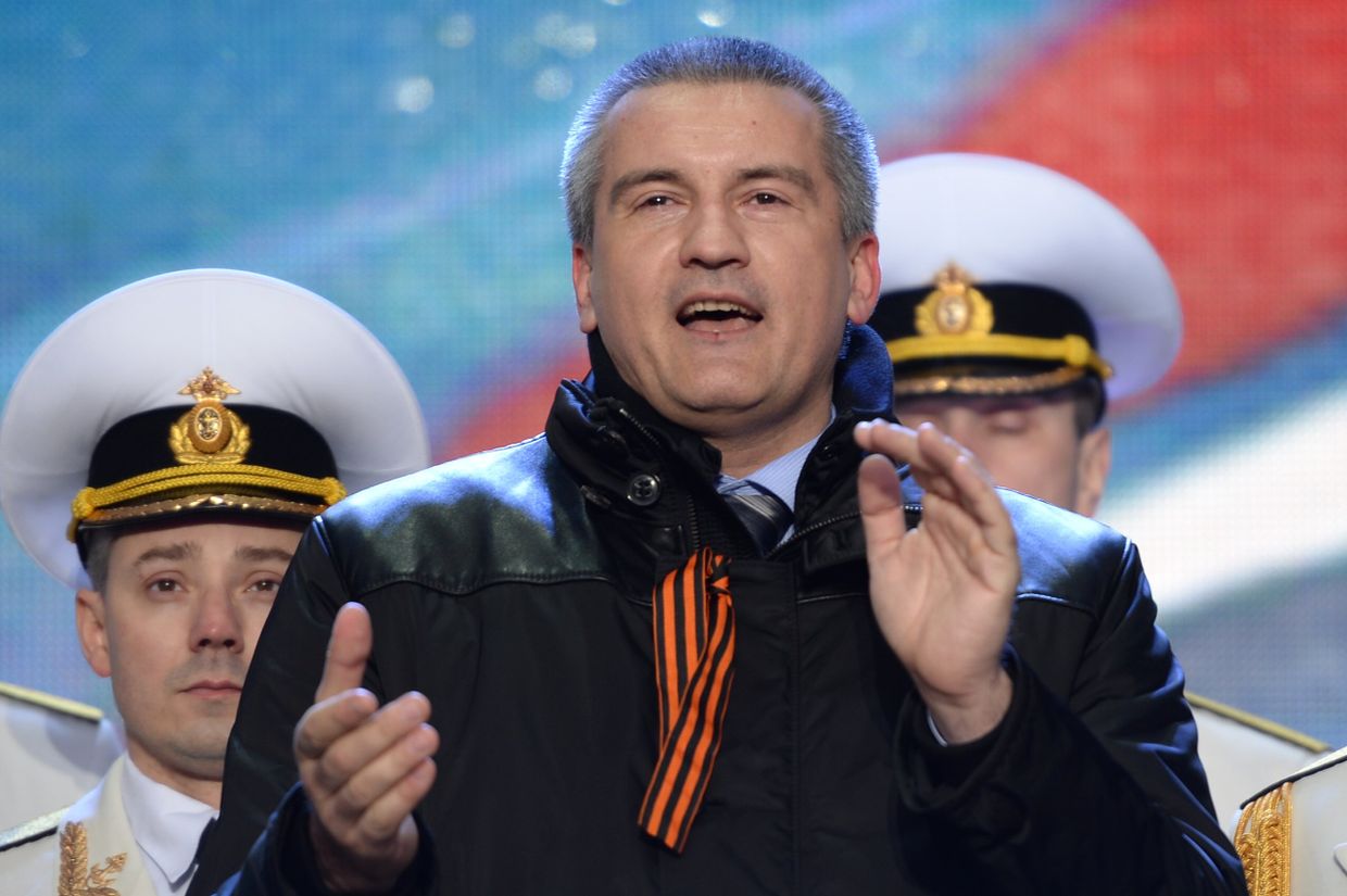 Премьер-министр Республики Крым Сергей Аксенов во время митинга-концерта Мы вместе! на Красной площади