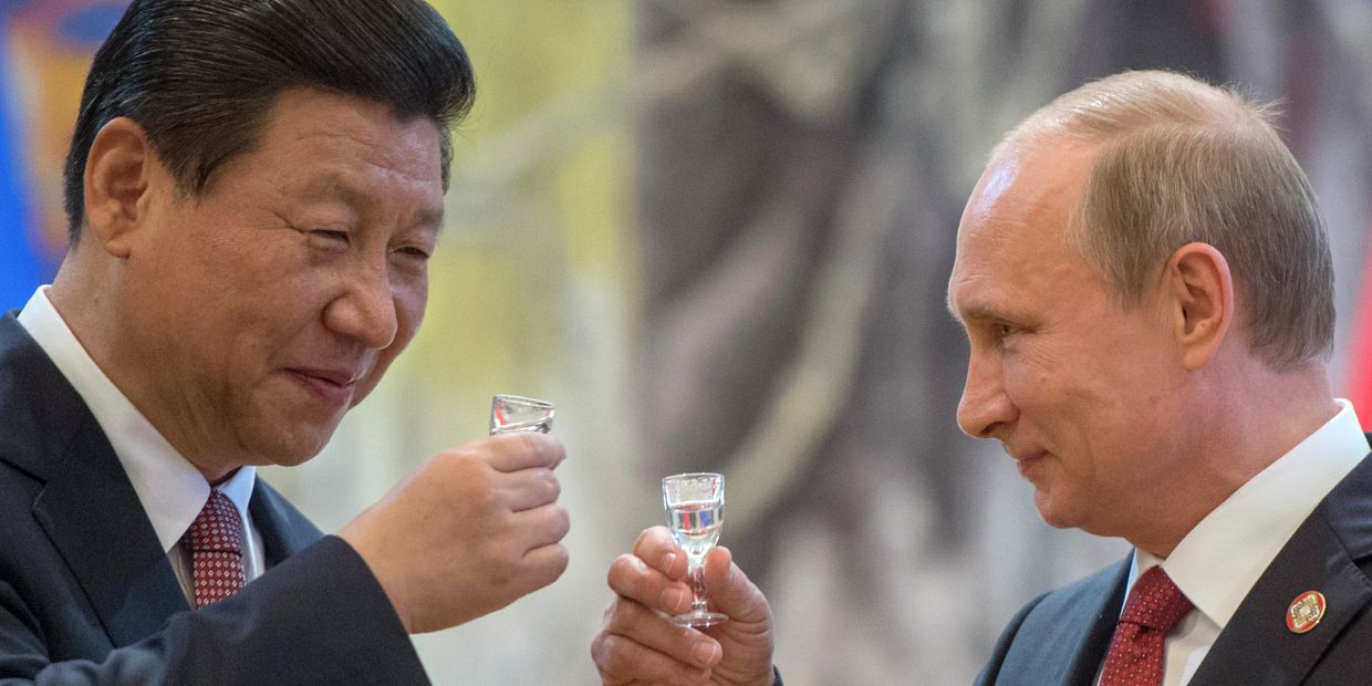 Президент России Владимир Путин и председатель Китайской народной республики Си Цзиньпин