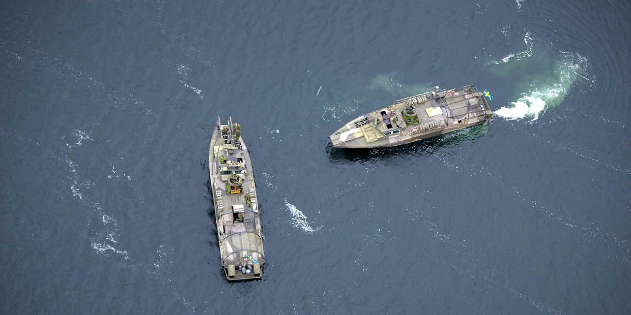 Малые ракетные корабли ВМФ Швеции ведут поиски подводной лодки в районе Стокгольмского архипелага