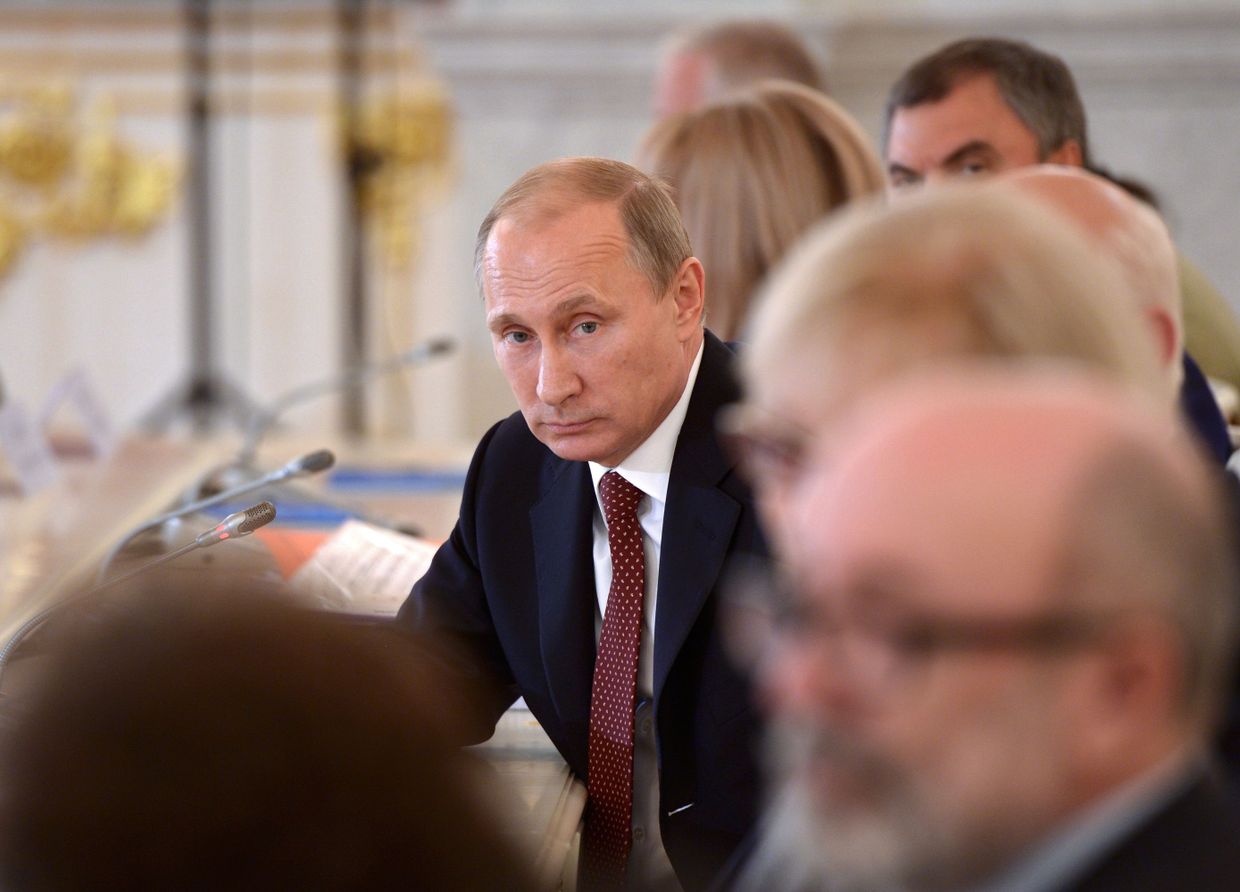 В.Путин провел заседание Совета по развитию гражданского общества В.Путин провел заседание Совета по развитию гражданского общества
