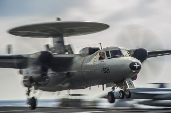 Грумман E-2C «Хокай»