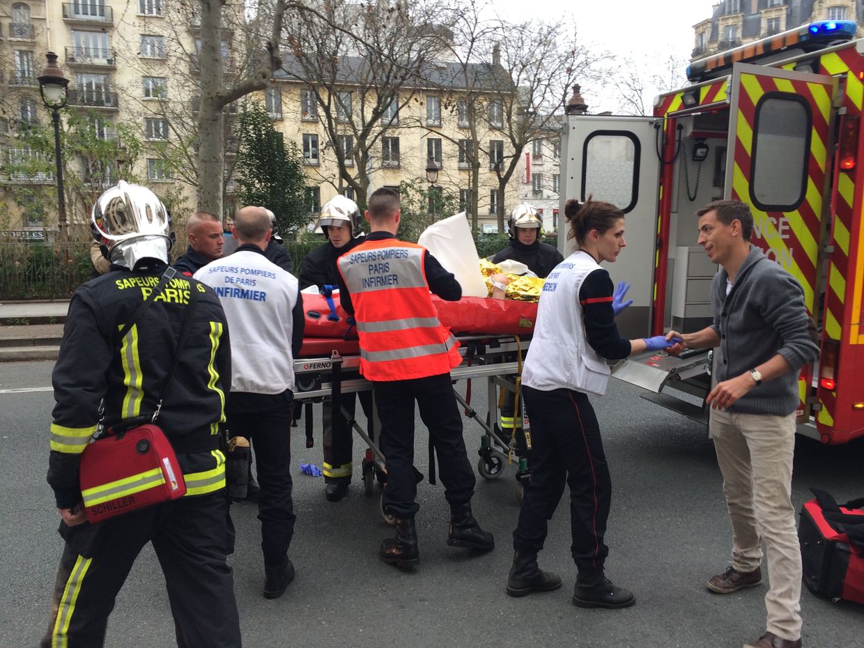 Один из раненых при стрельбе в офисе издания Charlie Hebdo