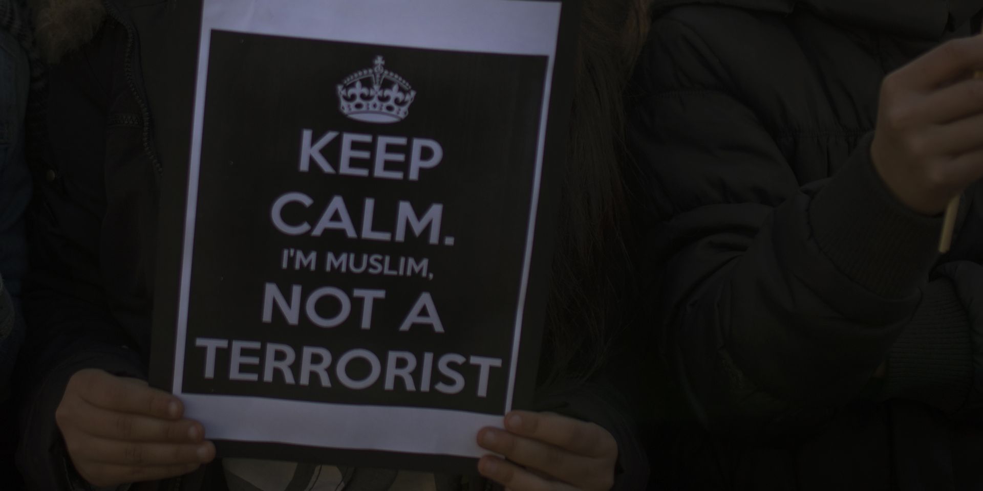 Мусульмане на акции в Мадриде, посвященной памяти жертв терактов в Париже - ИноСМИ, 1920, 01.05.2023