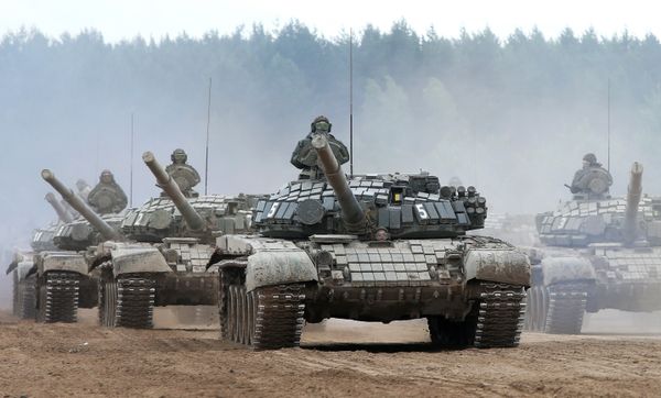 Репетиция торжественного парада ко Дню Независимости Белоруссии