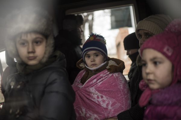Эвакуация жителей Дебальцево