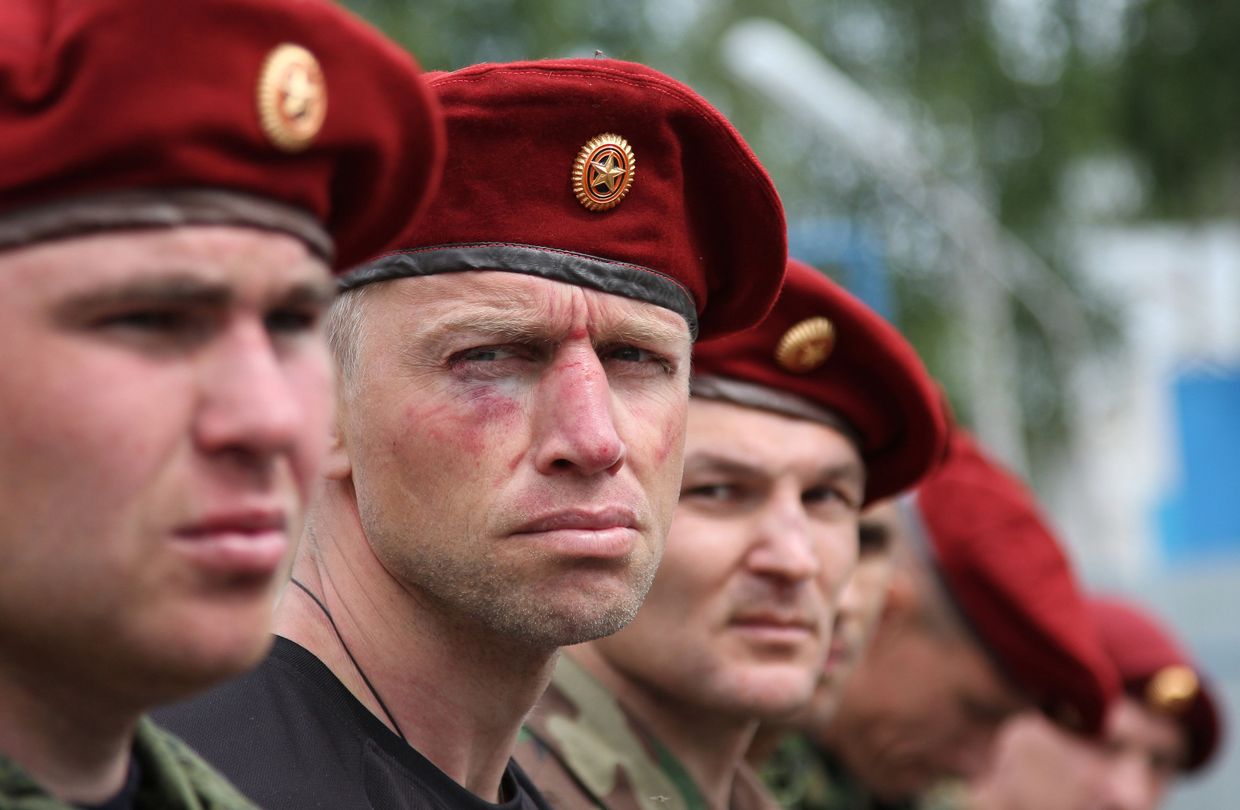 Бойцы отделов специального назначения ФСИН России во время испытаний на право ношения «крапового берета» на базе УФСИН по республике Мордовия