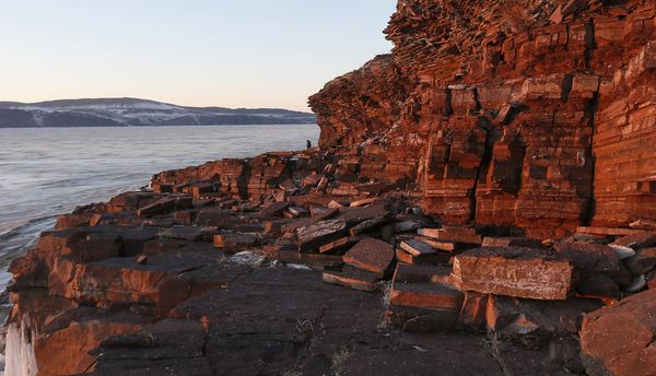 Берег Енисея рядом с поселком Зеленоборск