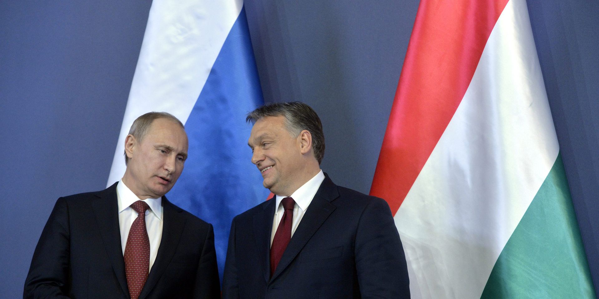 Владимир Путин с президентом Венгрии Виктором Орбаном во время визита в Будапешт Владимир Путин с президентом Венгрии Виктором Орбаном во время визита в Будапешт - ИноСМИ, 1920, 18.10.2021