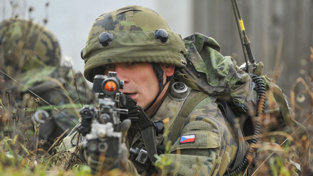 Солдат Чешской республики на учениях Combined Resolve