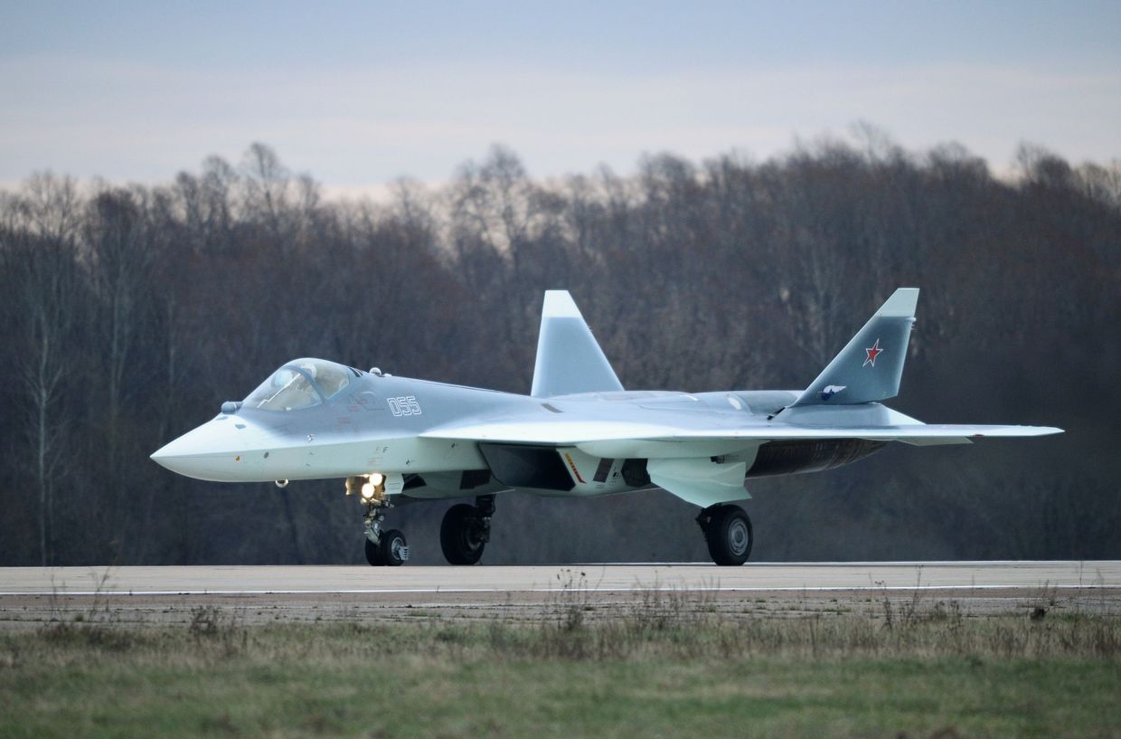Истребитель Т-50 совершил перелет из Комсомольска-на-Амуре