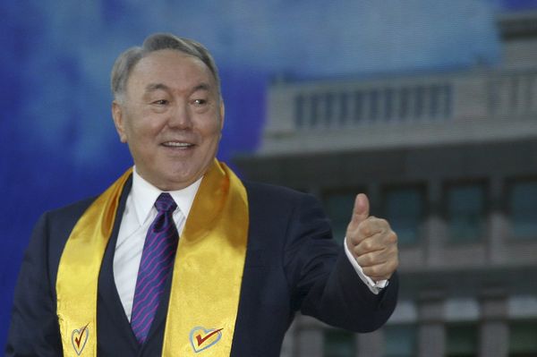 Президент Казахстана Нурсултан Назарбаев после переизбрания на выборах Президент Казахстана Нурсултан Назарбаев после переизбрания на выборах