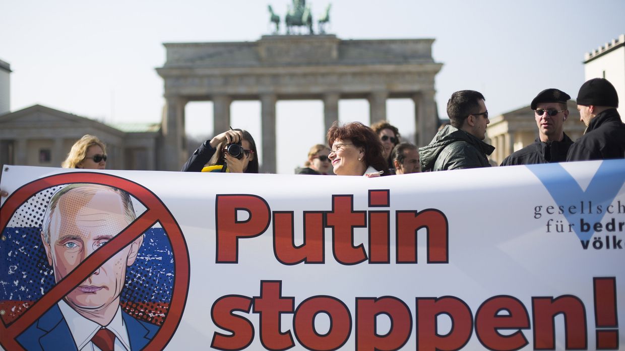 Акция протеста в Берлине против российского вмешательства на Украине, март 2014 года